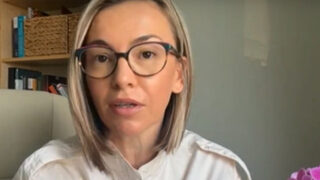 "Невменяема, докато ражда": За адв. Шаркова темата е как се обучават лекарите да комуникират
