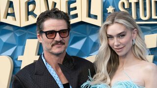 Фотогалерия: Звездите от "Фантастичната 4: Първи стъпки" преминаха по син килим в Лондон