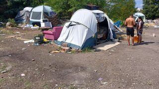 Социална политика за шест месеца: Какво предстои за хората без подслон от кв."Захарна фабрика"