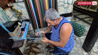 Рибарят и реката