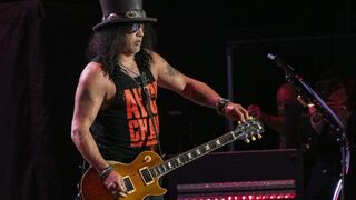 След концерта на Guns N' Roses в София Слаш стана на 60