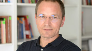 Калин Калпакчиев ще е сред оценяващите кандидатите за антикорупционната комисия