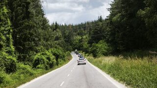 При катастрофа на Подбалканския път в Софийско загинаха трима души, а двама са тежко ранени