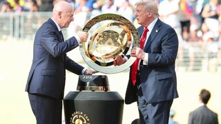 FIFA и FIFPro влязоха в открита война, но локдаун във футбола изглежда все така невъзможен