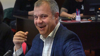 Битката Кошлуков да остане начело на БНТ продължава