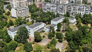 Правителството скри списъка с обявените за продажба държавни имоти, обяви блогър