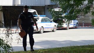 Тяло на мъж е открито до Националния стадион "Васил Левски" в София