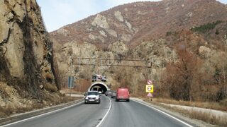 Шест дружества искат да направят идейния проект на пътя извън Кресненското дефиле