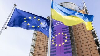 Еврокомисията договори заем от 500 млн. евро за енергетиката на Украйна