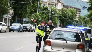 Полицията в София започва проверки за фалшиви шофьорски книжки
