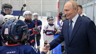 Руски държавен самолет кацна в Аляска