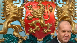Радев: Плячкосалите "Булгартабак" и КТБ се правят на загрижени за обществения интерес