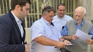 Мъж на 90 години даде почти 18 хил. лв. на телефонни измамници в София