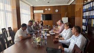 Едно наум: Иван Портних и Йордан Цонев заедно обикалят варненски общини и обещават пари