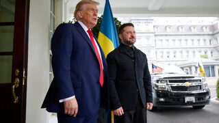 Виктор Анисимов e дизайнерът, който даде на Зеленски новия му вид