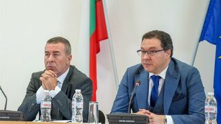 Политически неутрален или близо до Пеевски: кой е Мирослав Рашков, бъдещият главен секретар на МВР