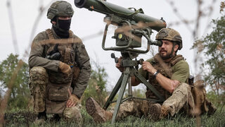 ЕС мисли да обучава украинските военни у дома