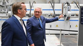 Армин Папергер, "Райнметал": 40 души на смяна ще произвеждат 350 хил. снаряда годишно