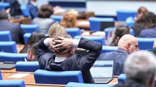 Новият политически сезон започна с разнобой в опозицията и обещание за стабилност на кабинета