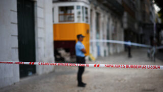 Повечето загинали във фуникуляра в Лисабон са чужденци