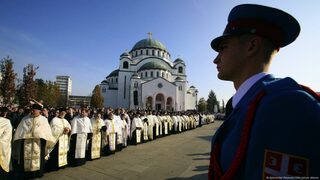 Протести в Сърбия: А какво прави православната църква?