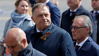 Сараево протестира пред Будапеща, нарекла Додик "президент на Република Сръбска"