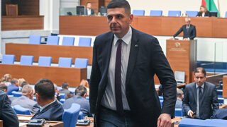 Мирчев призова Борисов да прочете мотивите за вота на недоверие и да го подкрепи