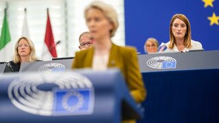 Двама български евродепутати взеха отношение по речта на Фон дер Лайен