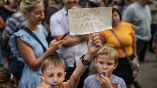 Снимка на деня: Протестът в защита на Благомир Коцев <span class="highlight">призова</span> за по-радикални действия