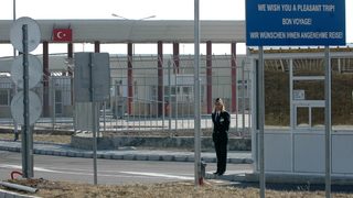 Граничните служби са подготвени за притока на пътуващи към Гърция и Труция