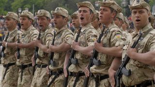 Предлага се отпадане на изискването за ежегодна <span class="highlight">атестация</span> на военнослужещите