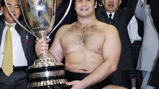 Котоошу отвори вратата към славата в сумото
