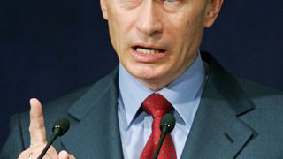 Путин отново подгони неправителствените организации