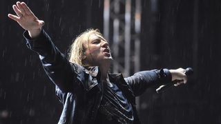 <span class="highlight">Def</span> <span class="highlight">Leppard</span> отмъщават на Universal с автентични "фалшификати" на собствените им песни