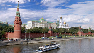 Законови пречки спъват Москва от намеса на капиталовия пазар