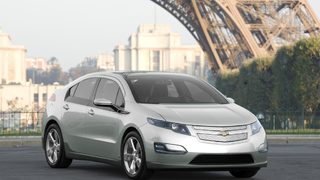 Автосалонът в Париж: Автомобилите се откъсват от петролната зависимост
