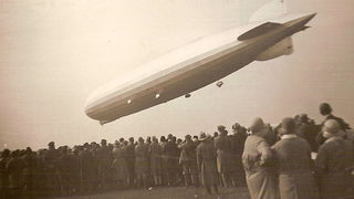 На 15 октомври 1928 г. "Граф Цепелин" прелита Атлантика