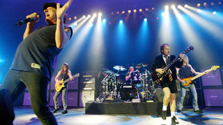 AC/DC чупят рекорди за най-бърза продажба на билети