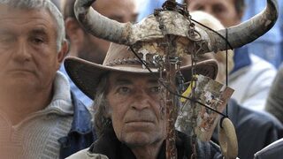 Фотогалерия - Протест на животновъди пред Министерството на земеделието