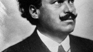 На 27 ноември 1919 г. е подписан Ньойският <span class="highlight">договор</span>