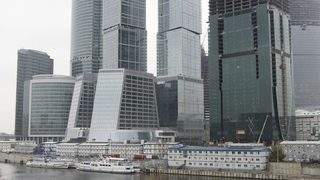 Щом московската "Икеа" опустява, значи средната класа боледува