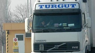 Турция премахва таксите за тежки камиони