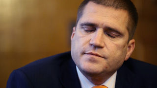 Министърът на отбраната отчете пет постижения и едно "непланирано събитие"