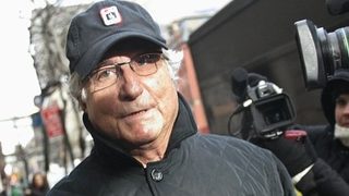 Пирамида за 50 млрд. долара разтърси корпоративна Америка