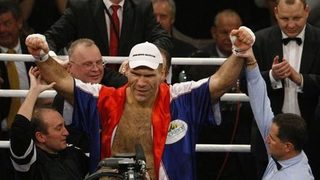 Световната боксова асоциация може да отнеме титлата на <span class="highlight">Валуев</span>