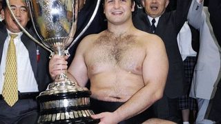 Котоошу с четвърта поредна победа в Токио