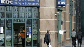 KBC отчита 3.6 млрд. евро загуба за тримесечието