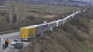 КРИБ настоява Гърция да осигури коридор за българските превозвачи