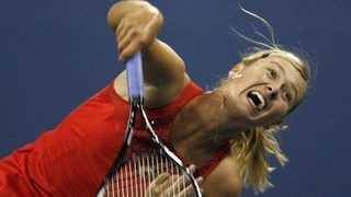 Шарапова отлага завръщането си на корта