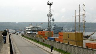 Контейнерните товари на пристанище "Варна" са се увеличили със 17 %